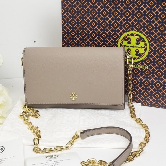 Tory Burch Handbags - ✨SALE ✨NWT Tory Burch Emerson Wallet Crossbody